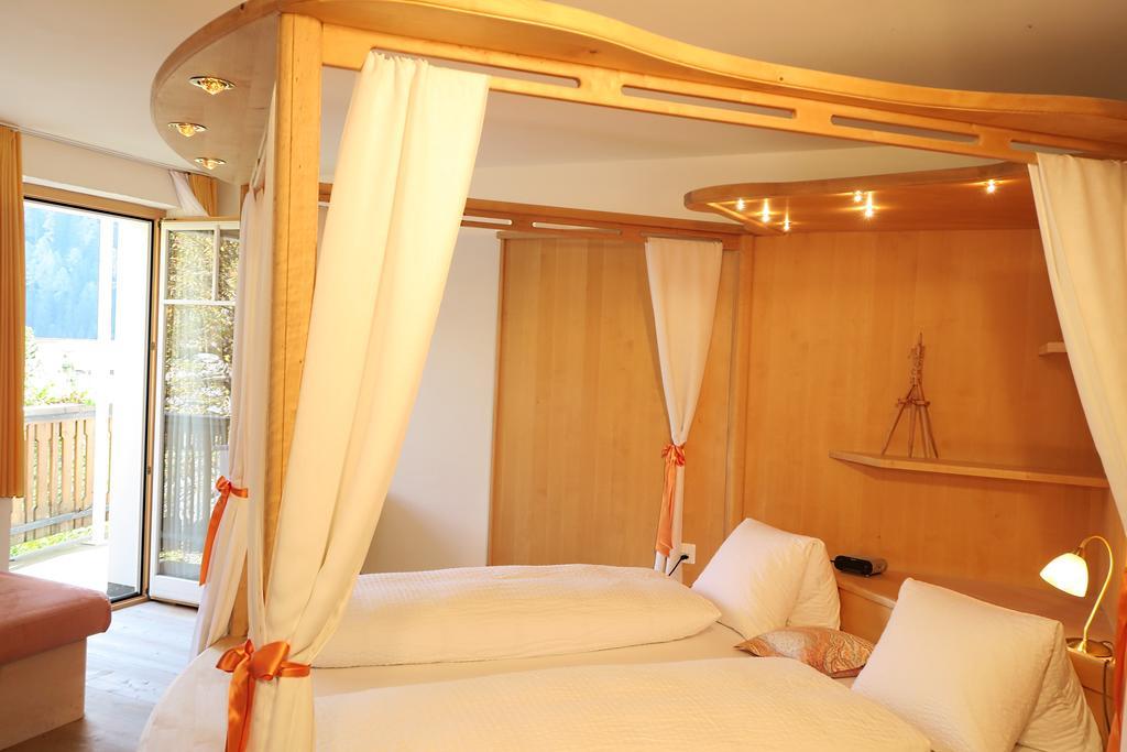Hotel Restaurant Gabriel Scuol Ngoại thất bức ảnh