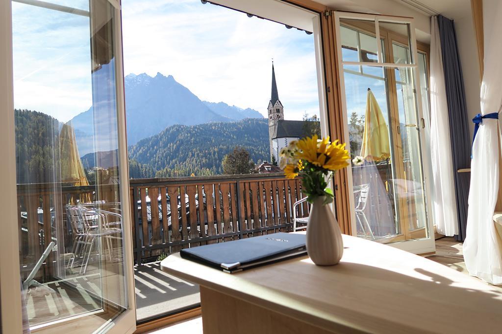 Hotel Restaurant Gabriel Scuol Ngoại thất bức ảnh