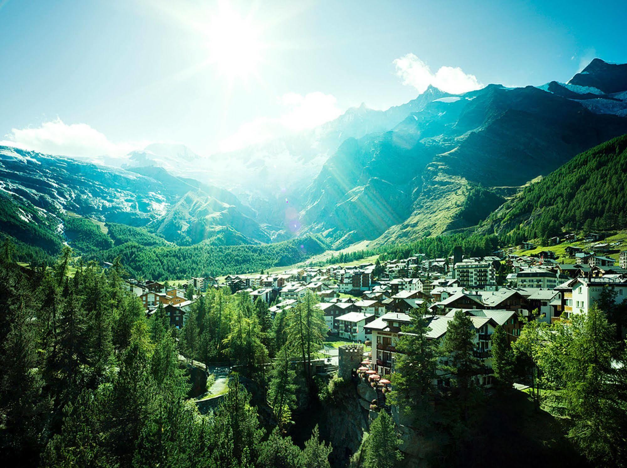 Hotel Restaurant Gabriel Scuol Ngoại thất bức ảnh
